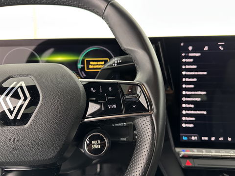 Renault Mégane E-Tech EV60 Optimum Charge Techno [ 3-Fase ] *HEAT-PUMP | F1/2LEATHER | FULL-LED | ADAPTIVE-CRUISE | BLIND-SPOT | TOP-VIEW | KEYLESS | SPORT-SEATS | DAB+ |  NAVI-FULLMAP | DIGI-COCKPIT | 20''ALU | TOWBAR*