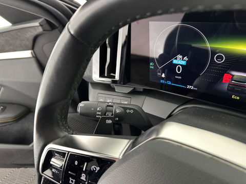 Renault Mégane E-Tech EV60 Optimum Charge Techno [ 3-Fase ] *HEAT-PUMP | F1/2LEATHER | FULL-LED | ADAPTIVE-CRUISE | BLIND-SPOT | TOP-VIEW | KEYLESS | SPORT-SEATS | DAB+ |  NAVI-FULLMAP | DIGI-COCKPIT | 20''ALU | TOWBAR*