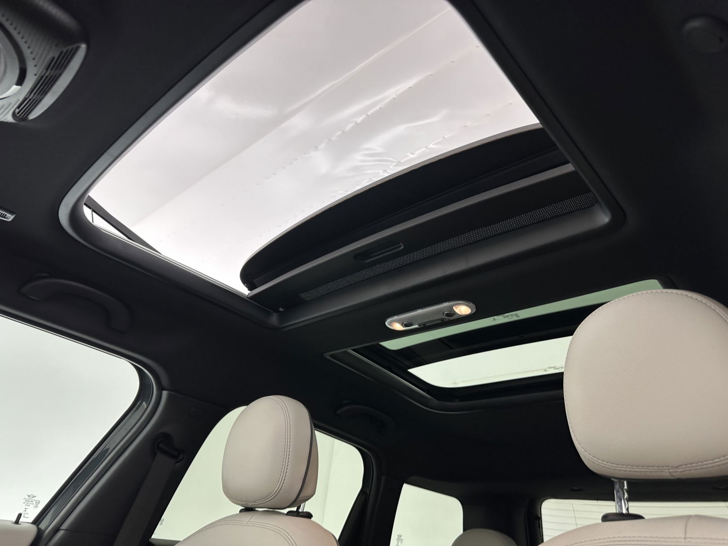 MINI Countryman 1.5 Cooper Business-Edition Outdoor-Pack Aut. *PANO | LUXURY-LEATHER | FULL-LED | HARMAN/KARDON-AUDIO | HEATED-SPORTSEATS | CAMERA | KEYLESS | DIGI-COCKPIT | NAVI-FULLMAP | ECC | PDC | CRUISE | 19"ALU*