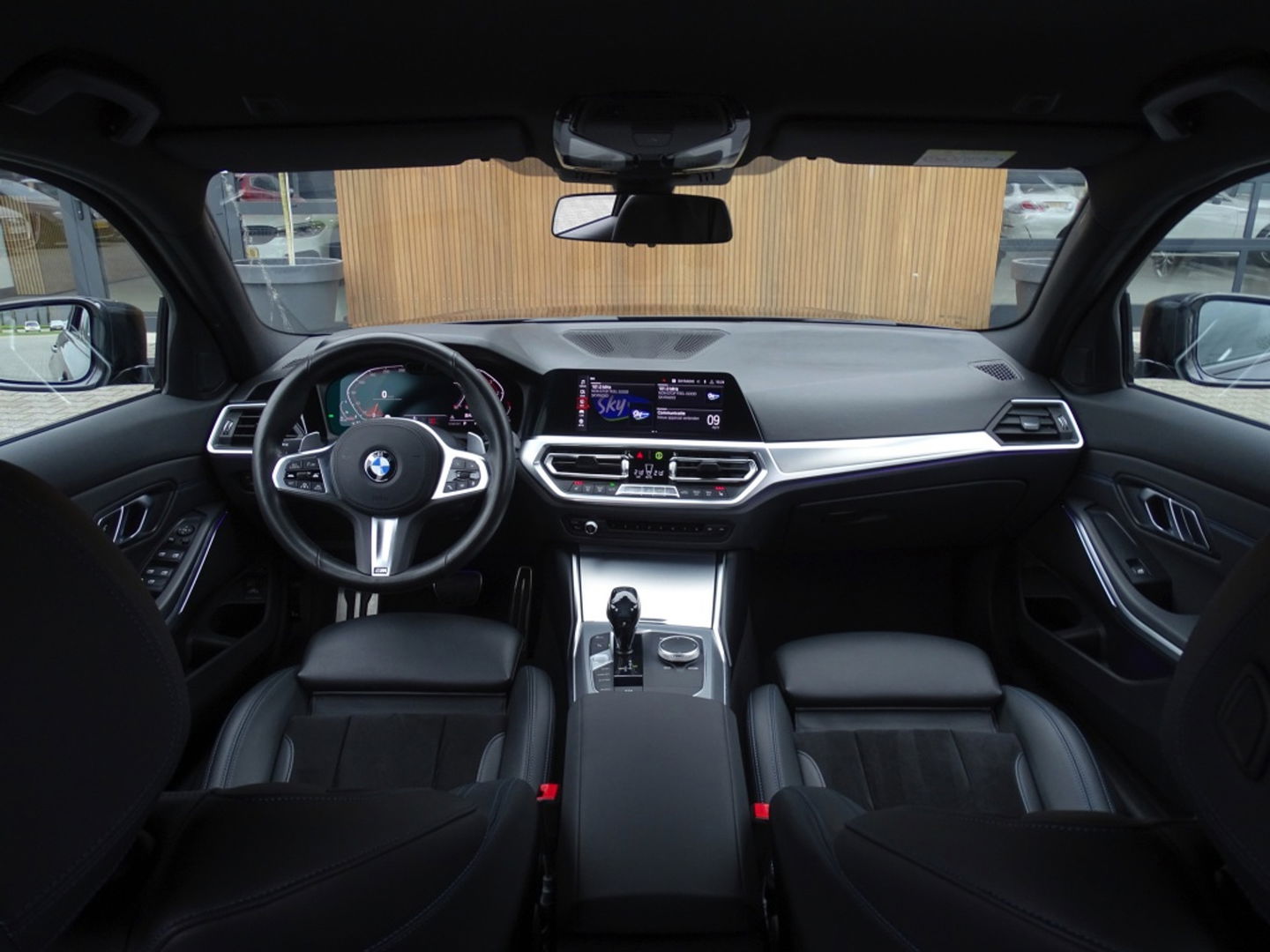 BMW 3 Serie Touring 320d xD. High Ex. Ed / M-sport / 2020 / LED
