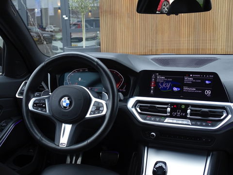 BMW 3 Serie Touring 320d xD. High Ex. Ed / M-sport / 2020 / LED