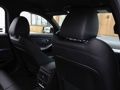 BMW 3 Serie Touring 320d xD. High Ex. Ed / M-sport / 2020 / LED