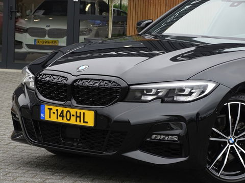 BMW 3 Serie Touring 320d xD. High Ex. Ed / M-sport / 2020 / LED