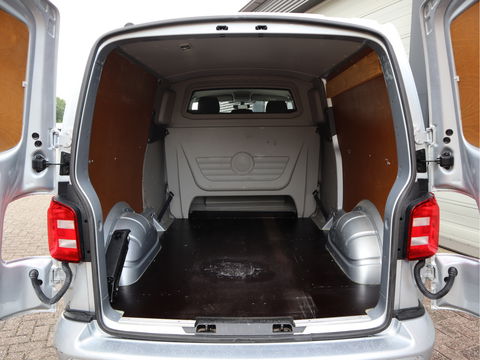 Volkswagen Transporter 2.0 TDI 102pk L2 Lang DC 5 Pers. - Navi - PDC