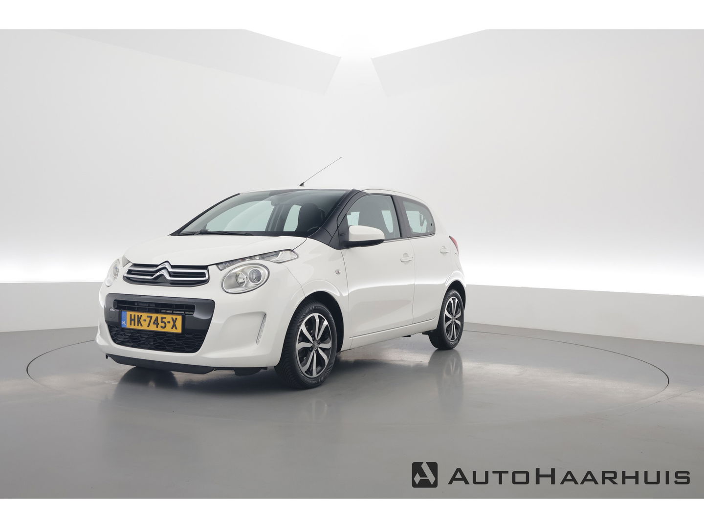 Citroën C1 1.0 VTi Shine | Camera | All Seasons | Airco | Bluetooth