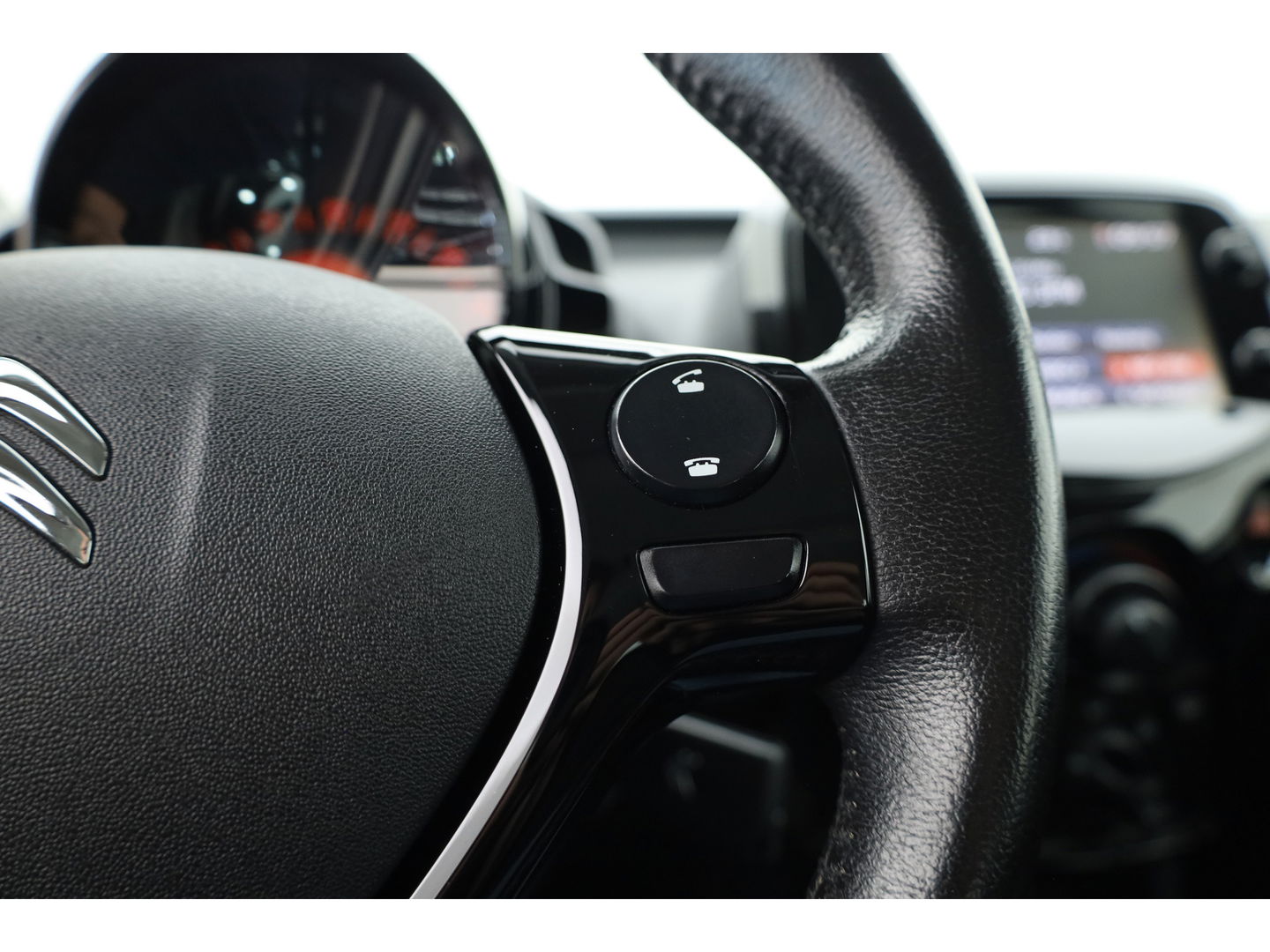Citroën C1 1.0 VTi Shine | Camera | All Seasons | Airco | Bluetooth