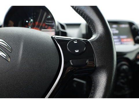 Citroën C1 1.0 VTi Shine | Camera | All Seasons | Airco | Bluetooth