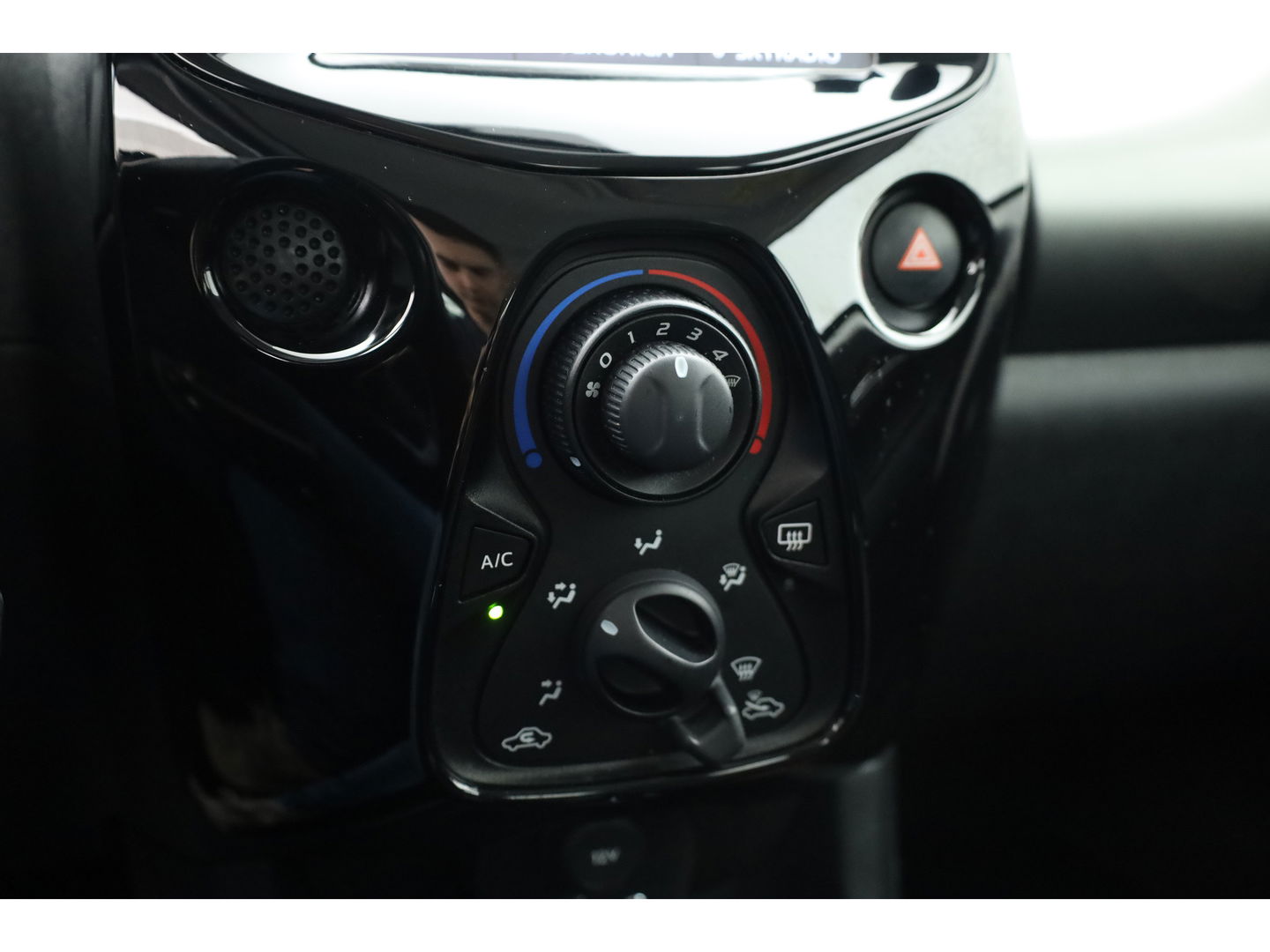 Citroën C1 1.0 VTi Shine | Camera | All Seasons | Airco | Bluetooth