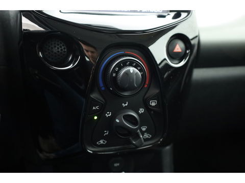 Citroën C1 1.0 VTi Shine | Camera | All Seasons | Airco | Bluetooth