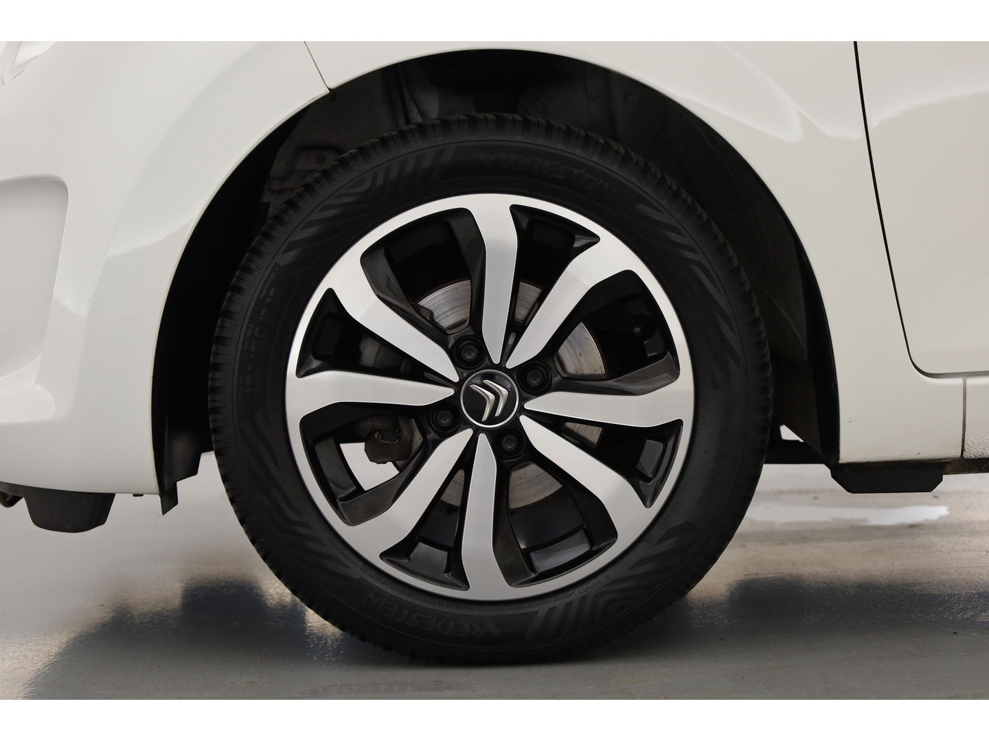 Citroën C1 1.0 VTi Shine | Camera | All Seasons | Airco | Bluetooth