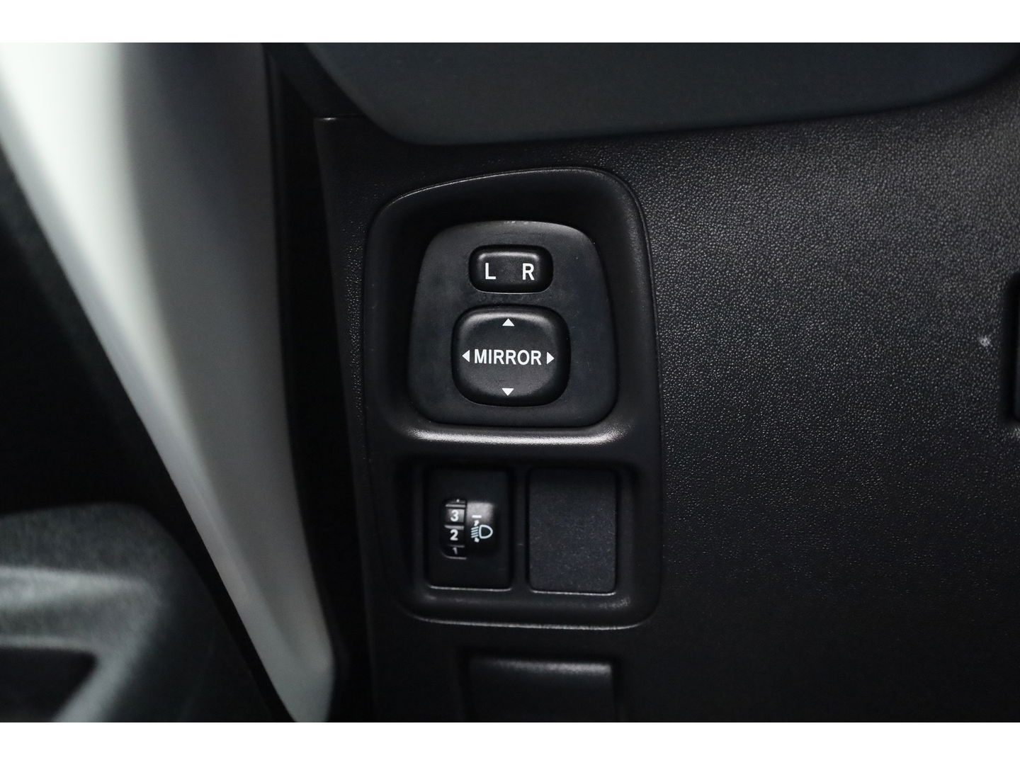 Citroën C1 1.0 VTi Shine | Camera | All Seasons | Airco | Bluetooth
