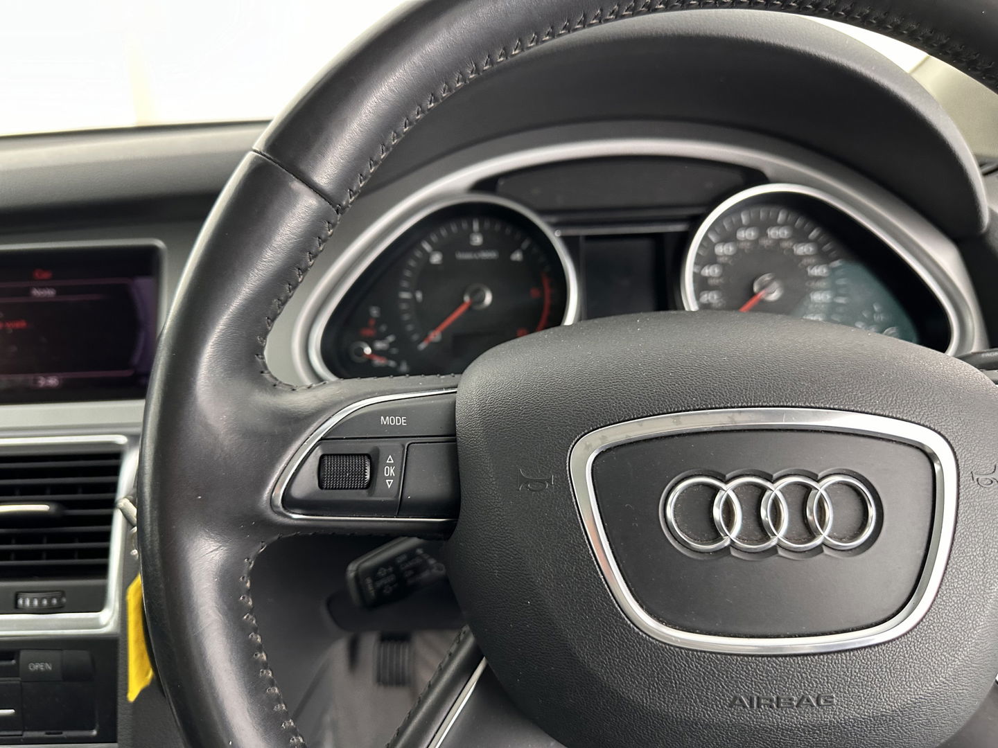 Audi Q7 3.0 TDI quattro 5+2 MOTOR-DEFECT *RHD* *AUT | LEATHER-ALCANTARA | NAVI-FULLMAP | COMFORT-SEATS | HEATED-SEATS | ECC | PDC | CRUISE | 19''ALU*