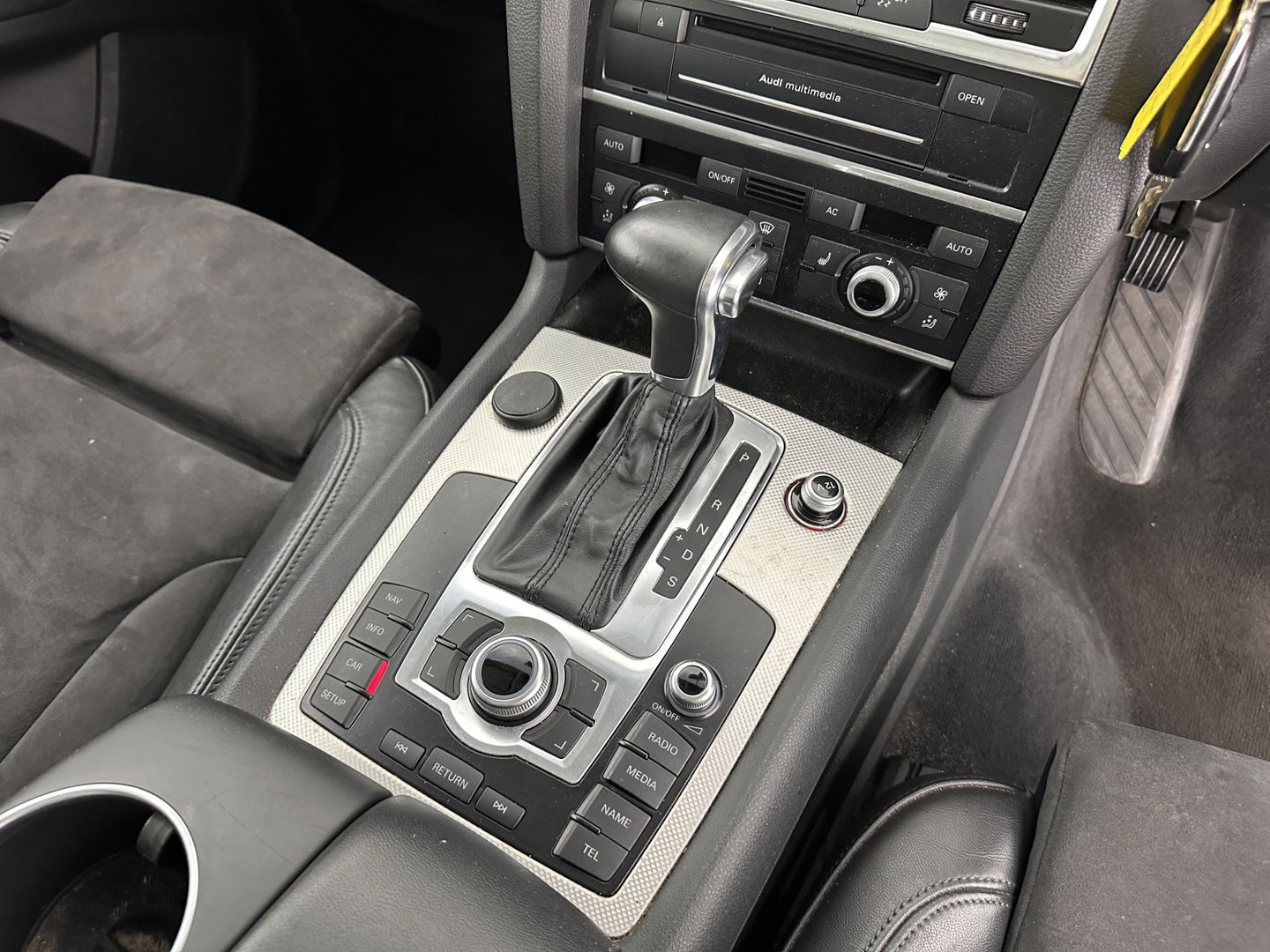 Audi Q7 3.0 TDI quattro 5+2 MOTOR-DEFECT *RHD* *AUT | LEATHER-ALCANTARA | NAVI-FULLMAP | COMFORT-SEATS | HEATED-SEATS | ECC | PDC | CRUISE | 19''ALU*