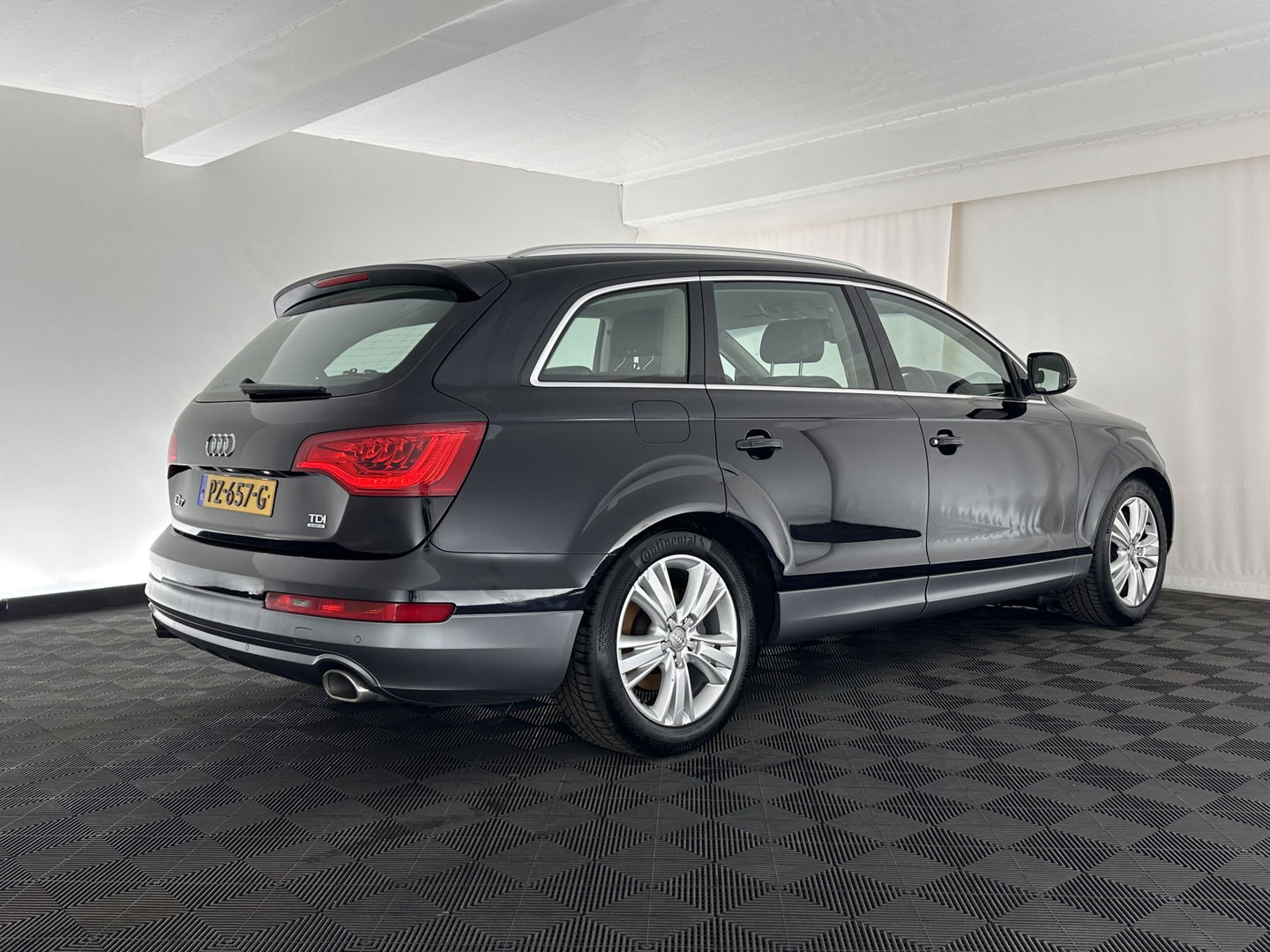 Audi Q7 3.0 TDI quattro 5+2 MOTOR-DEFECT *RHD* *AUT | LEATHER-ALCANTARA | NAVI-FULLMAP | COMFORT-SEATS | HEATED-SEATS | ECC | PDC | CRUISE | 19''ALU*