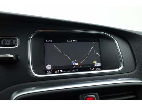 Volvo V40 2.0 T2 R-Design | Navi | Cruise | Camera | Stoelverw. | PDC A | 17''  | Clima