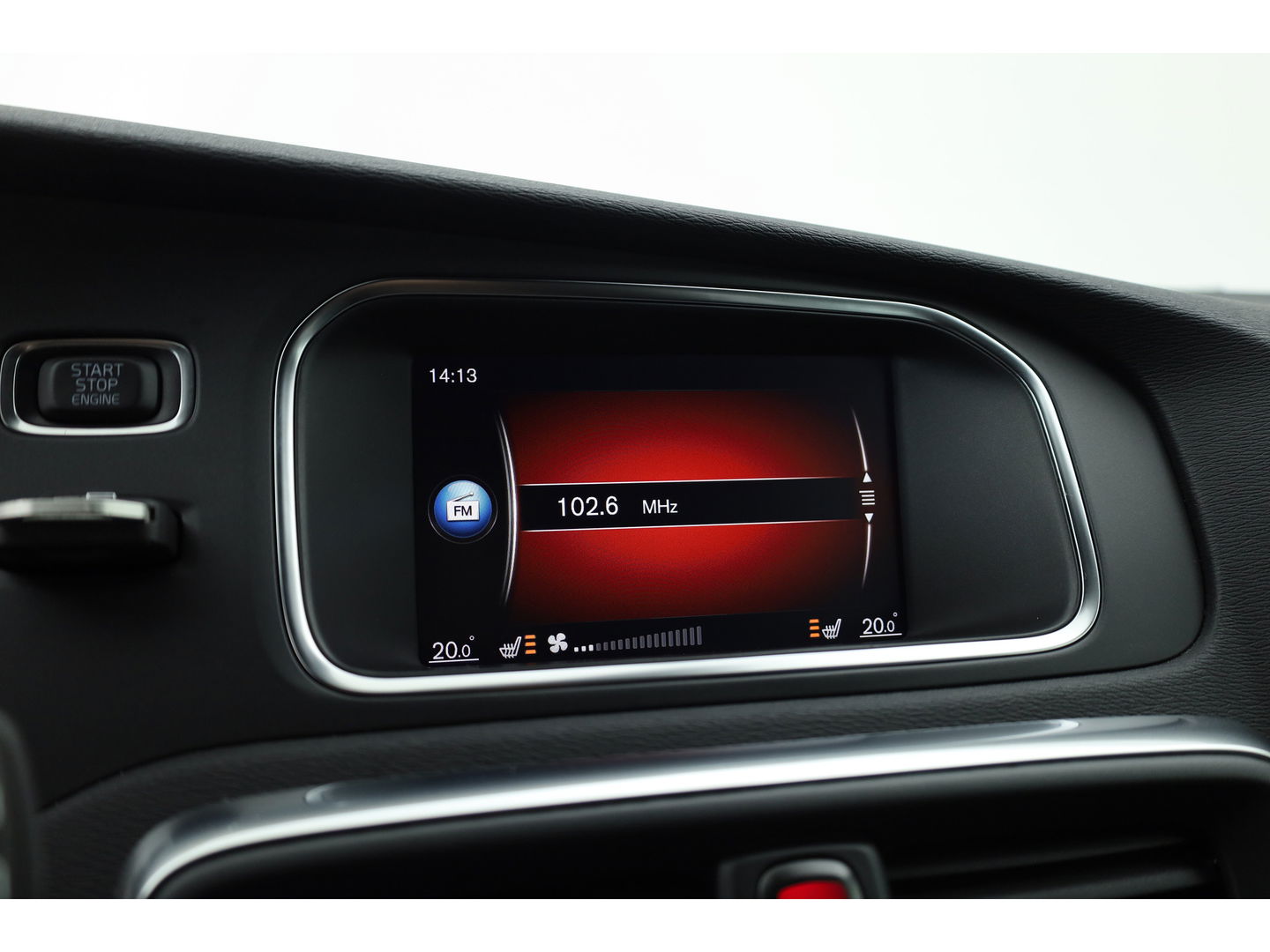 Volvo V40 2.0 T2 R-Design | Navi | Cruise | Camera | Stoelverw. | PDC A | 17''  | Clima