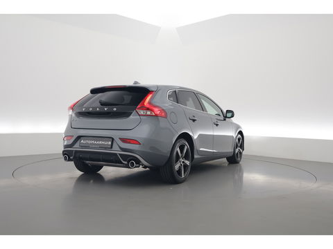 Volvo V40 2.0 T2 R-Design | Navi | Cruise | Camera | Stoelverw. | PDC A | 17''  | Clima