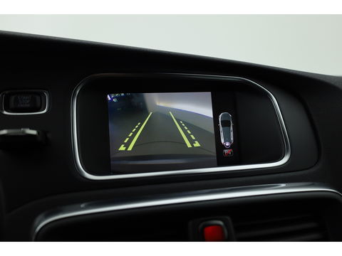 Volvo V40 2.0 T2 R-Design | Navi | Cruise | Camera | Stoelverw. | PDC A | 17''  | Clima