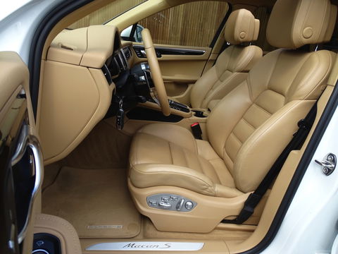 Porsche Macan 3.0 S 341PK PDK / GTS Editie / PCM / PASM / LED