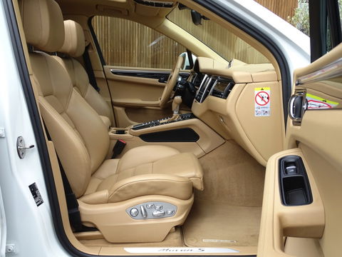 Porsche Macan 3.0 S 341PK PDK / GTS Editie / PCM / PASM / LED