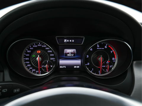 Mercedes-Benz GLA AMG 45 4MATIC *PANO | XENON | LEATHER-ALCANTARA | MEMORY-PACK | HARMAN/KARDON-AUDIO | KEYLESS |  CAMERA | SPORT-SEATS | HEATED-SEATS | NAVI-FULLMAP | SHIFT-PADDLES  | ECC | PDC | CRUISE | 20''ALU*