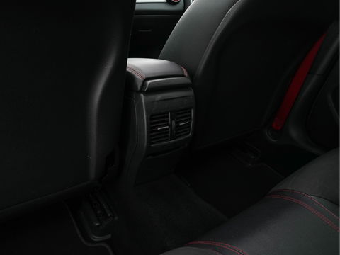 Mercedes-Benz GLA AMG 45 4MATIC *PANO | XENON | LEATHER-ALCANTARA | MEMORY-PACK | HARMAN/KARDON-AUDIO | KEYLESS |  CAMERA | SPORT-SEATS | HEATED-SEATS | NAVI-FULLMAP | SHIFT-PADDLES  | ECC | PDC | CRUISE | 20''ALU*