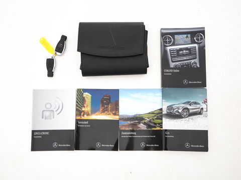 Mercedes-Benz GLA AMG 45 4MATIC *PANO | XENON | LEATHER-ALCANTARA | MEMORY-PACK | HARMAN/KARDON-AUDIO | KEYLESS |  CAMERA | SPORT-SEATS | HEATED-SEATS | NAVI-FULLMAP | SHIFT-PADDLES  | ECC | PDC | CRUISE | 20''ALU*