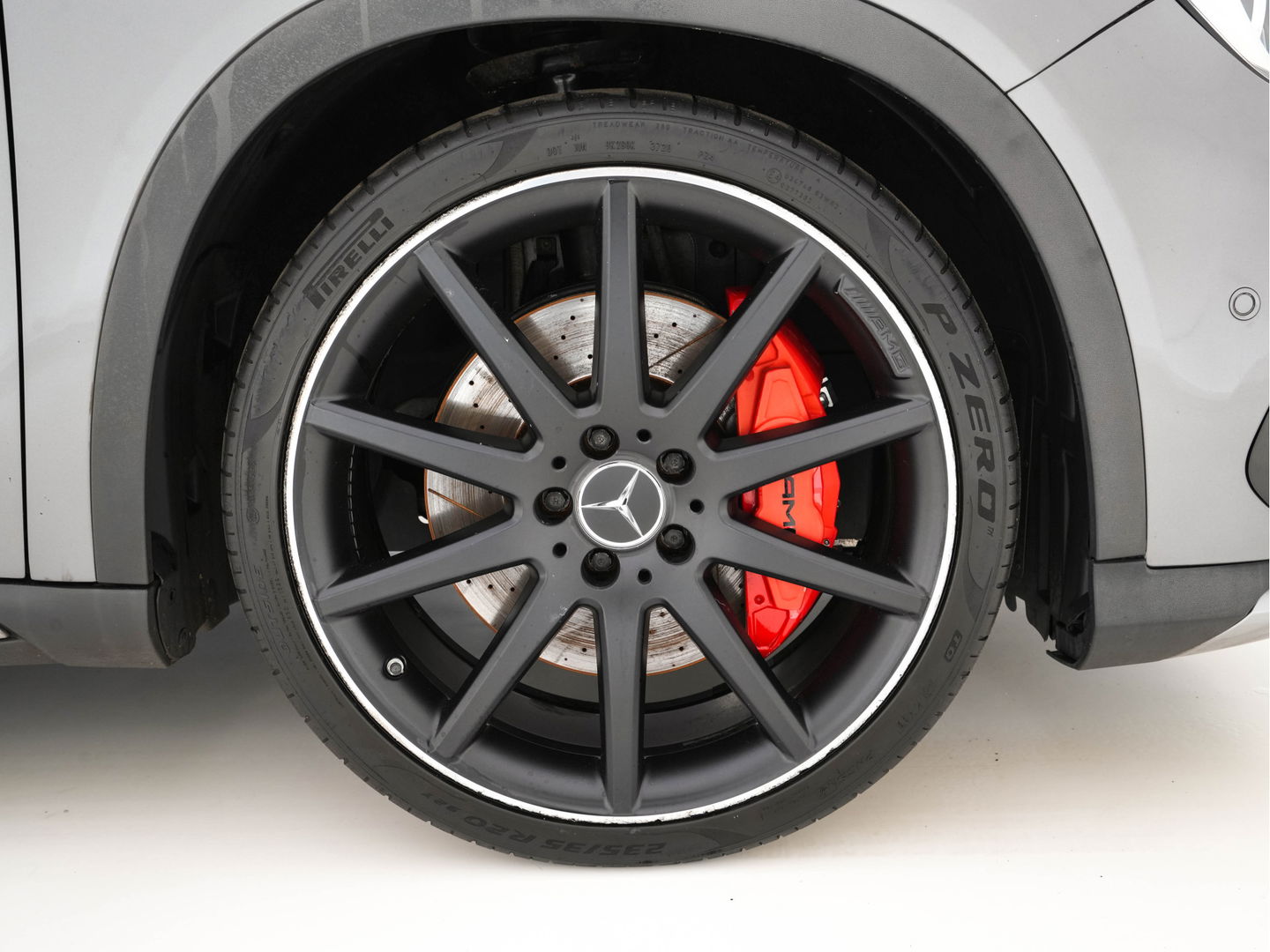 Mercedes-Benz GLA AMG 45 4MATIC *PANO | XENON | LEATHER-ALCANTARA | MEMORY-PACK | HARMAN/KARDON-AUDIO | KEYLESS |  CAMERA | SPORT-SEATS | HEATED-SEATS | NAVI-FULLMAP | SHIFT-PADDLES  | ECC | PDC | CRUISE | 20''ALU*