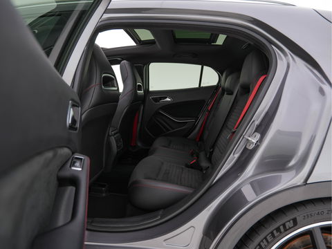 Mercedes-Benz GLA AMG 45 4MATIC *PANO | XENON | LEATHER-ALCANTARA | MEMORY-PACK | HARMAN/KARDON-AUDIO | KEYLESS |  CAMERA | SPORT-SEATS | HEATED-SEATS | NAVI-FULLMAP | SHIFT-PADDLES  | ECC | PDC | CRUISE | 20''ALU*