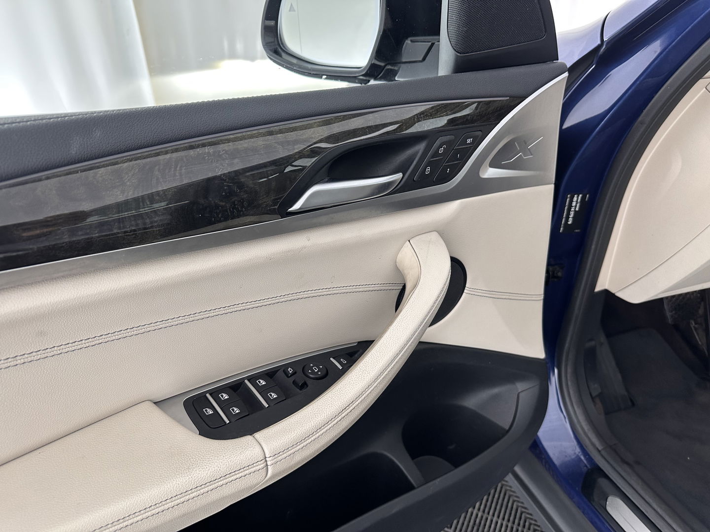 BMW X3 xDrive30d High Executive Aut. *PANO | HEAD-UP | FULL-LEATHER | FULL-LED | NAVI-FULLMAP | SPORT-SEATS | CAMERA | ECC | PDC | CRUISE | TOWBAR |  19''ALU*