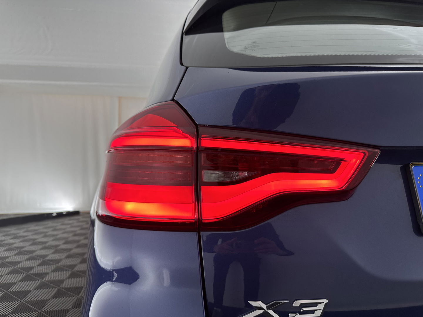 BMW X3 xDrive30d High Executive Aut. *PANO | HEAD-UP | FULL-LEATHER | FULL-LED | NAVI-FULLMAP | SPORT-SEATS | CAMERA | ECC | PDC | CRUISE | TOWBAR |  19''ALU*