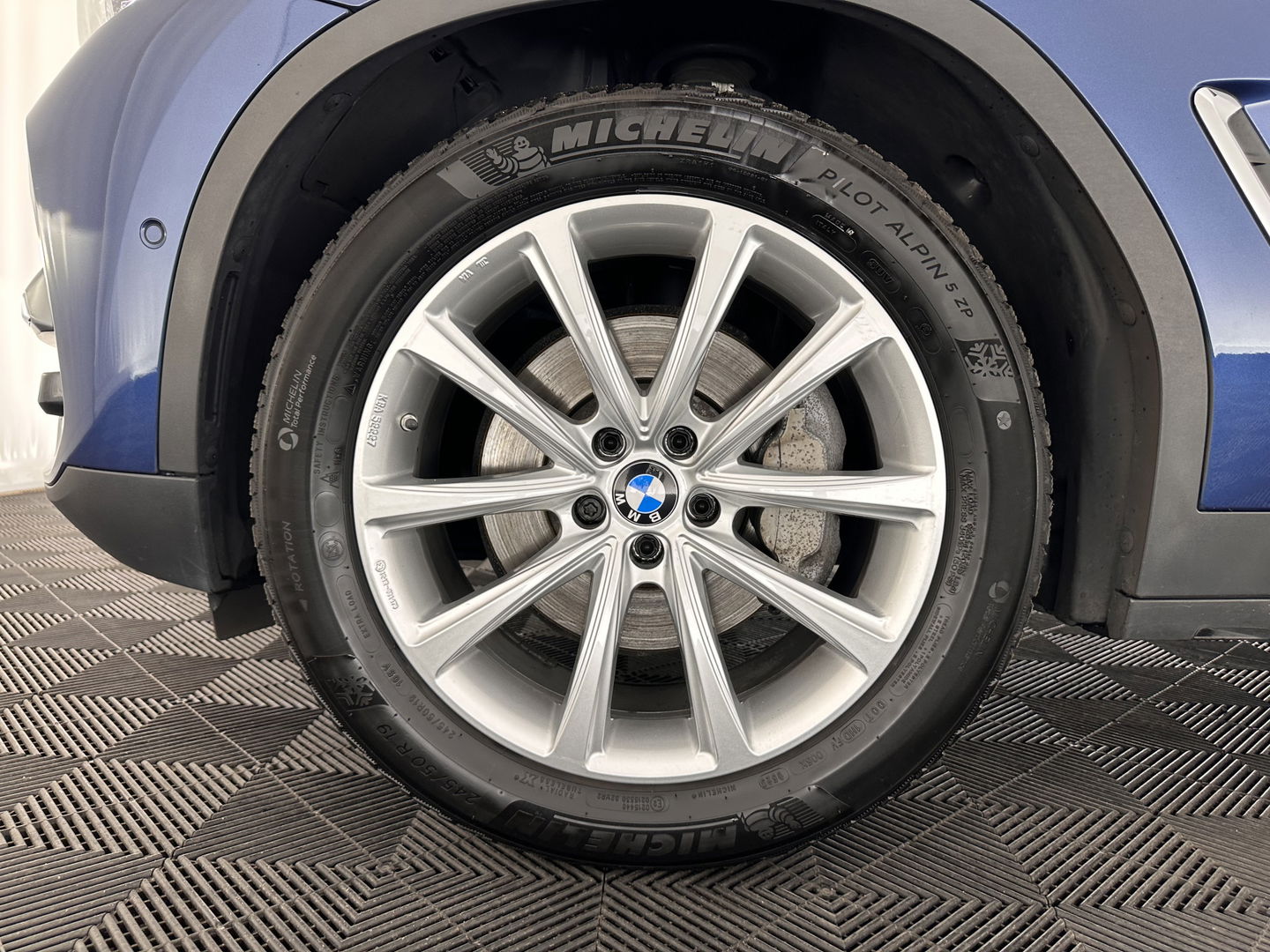 BMW X3 xDrive30d High Executive Aut. *PANO | HEAD-UP | FULL-LEATHER | FULL-LED | NAVI-FULLMAP | SPORT-SEATS | CAMERA | ECC | PDC | CRUISE | TOWBAR |  19''ALU*
