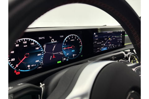 Mercedes-Benz A-Klasse 250 e AMG Limited 235PK Pano Sfeerverl. LED Carplay Camera Virtual Clima Cruise Navi PDC 18"LMV