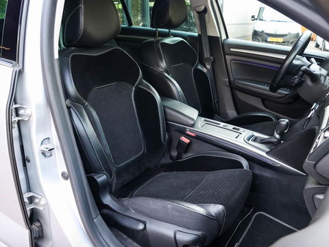 Renault Mégane Estate 1.3 TCe 140 Automaat Intens | Trekhaak | Camera | Full LED Koplampen
