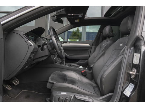 Volkswagen Arteon 1.5 TSI R-line 150pk Panoramadak Virtual cockpit NLauto LED 18" lmv