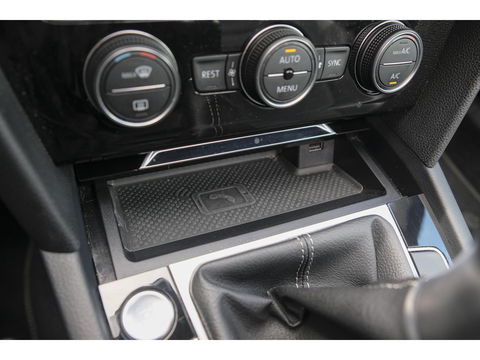 Volkswagen Arteon 1.5 TSI R-line 150pk Panoramadak Virtual cockpit NLauto LED 18" lmv