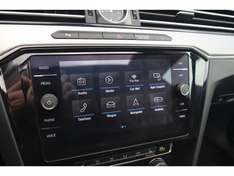 Volkswagen Arteon 1.5 TSI R-line 150pk Panoramadak Virtual cockpit NLauto LED 18" lmv