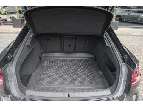 Volkswagen Arteon 1.5 TSI R-line 150pk Panoramadak Virtual cockpit NLauto LED 18" lmv
