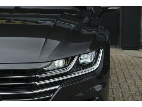 Volkswagen Arteon 1.5 TSI R-line 150pk Panoramadak Virtual cockpit NLauto LED 18" lmv