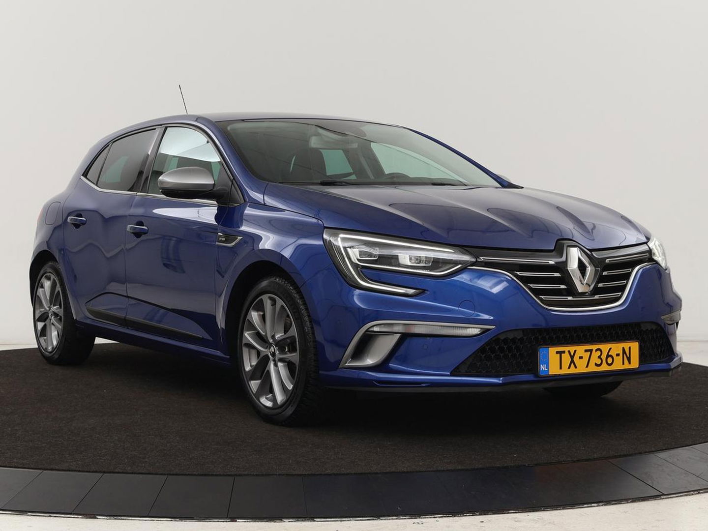 Renault Mégane 1.3 TCe GT-Line | Stoelverwarming | Head-Up | Camera | Trekhaak | Sportstoelen | Navigatie | Park Assist | Full LED | Keyless