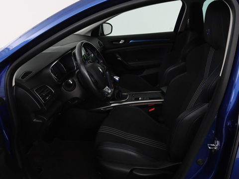 Renault Mégane 1.3 TCe GT-Line | Stoelverwarming | Head-Up | Camera | Trekhaak | Sportstoelen | Navigatie | Park Assist | Full LED | Keyless