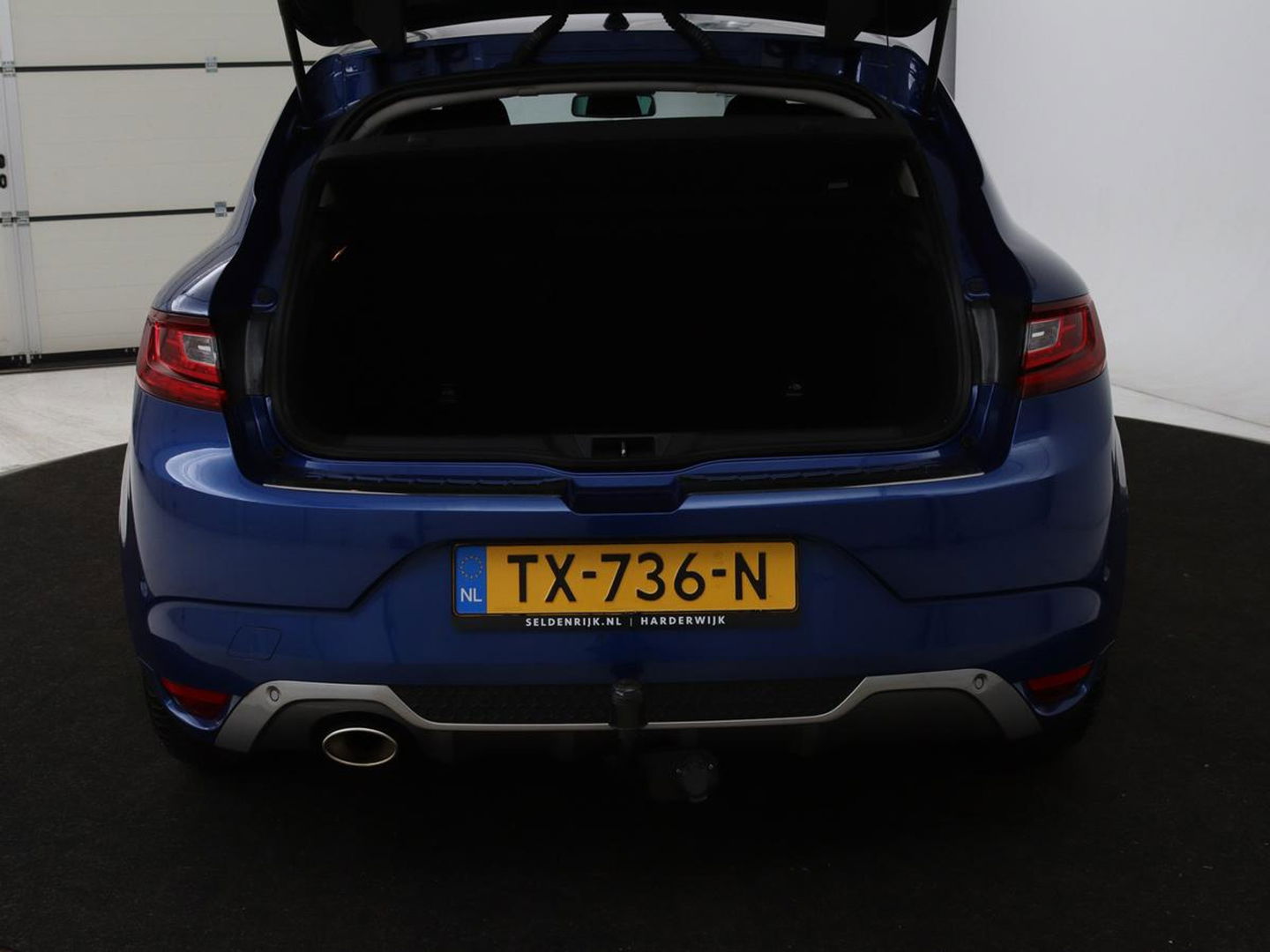Renault Mégane 1.3 TCe GT-Line | Stoelverwarming | Head-Up | Camera | Trekhaak | Sportstoelen | Navigatie | Park Assist | Full LED | Keyless