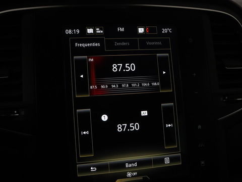 Renault Mégane 1.3 TCe GT-Line | Stoelverwarming | Head-Up | Camera | Trekhaak | Sportstoelen | Navigatie | Park Assist | Full LED | Keyless
