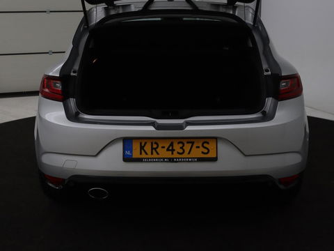 Renault Mégane 1.5 dCi Bose | 1e eigenaar | Automaat | Massage | Navigatie | Sfeerverlichting | Half leder | Parkeerhulp | Keyless | Bose Sound | Climate control | DAB | Cruise control