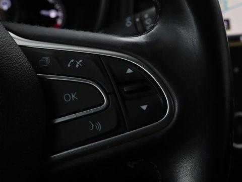 Renault Mégane 1.5 dCi Bose | 1e eigenaar | Automaat | Massage | Navigatie | Sfeerverlichting | Half leder | Parkeerhulp | Keyless | Bose Sound | Climate control | DAB | Cruise control