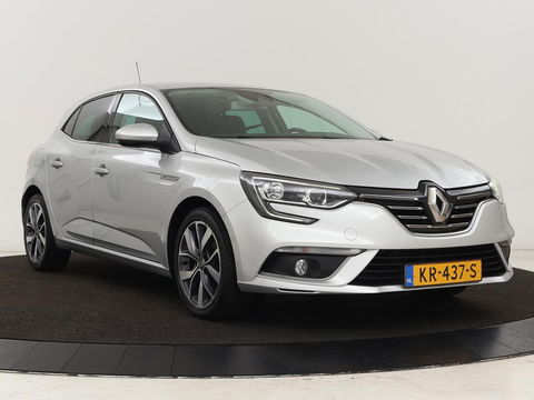 Renault Mégane 1.5 dCi Bose | 1e eigenaar | Automaat | Massage | Navigatie | Sfeerverlichting | Half leder | Parkeerhulp | Keyless | Bose Sound | Climate control | DAB | Cruise control