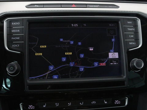 Volkswagen Passat 1.4 TSI GTE | Panoramadak | Stoelverwarming | Trekhaak | Adaptive cruise | Camera | Carplay | Leder/Alcantara | Full LED | Virtual Cockpit