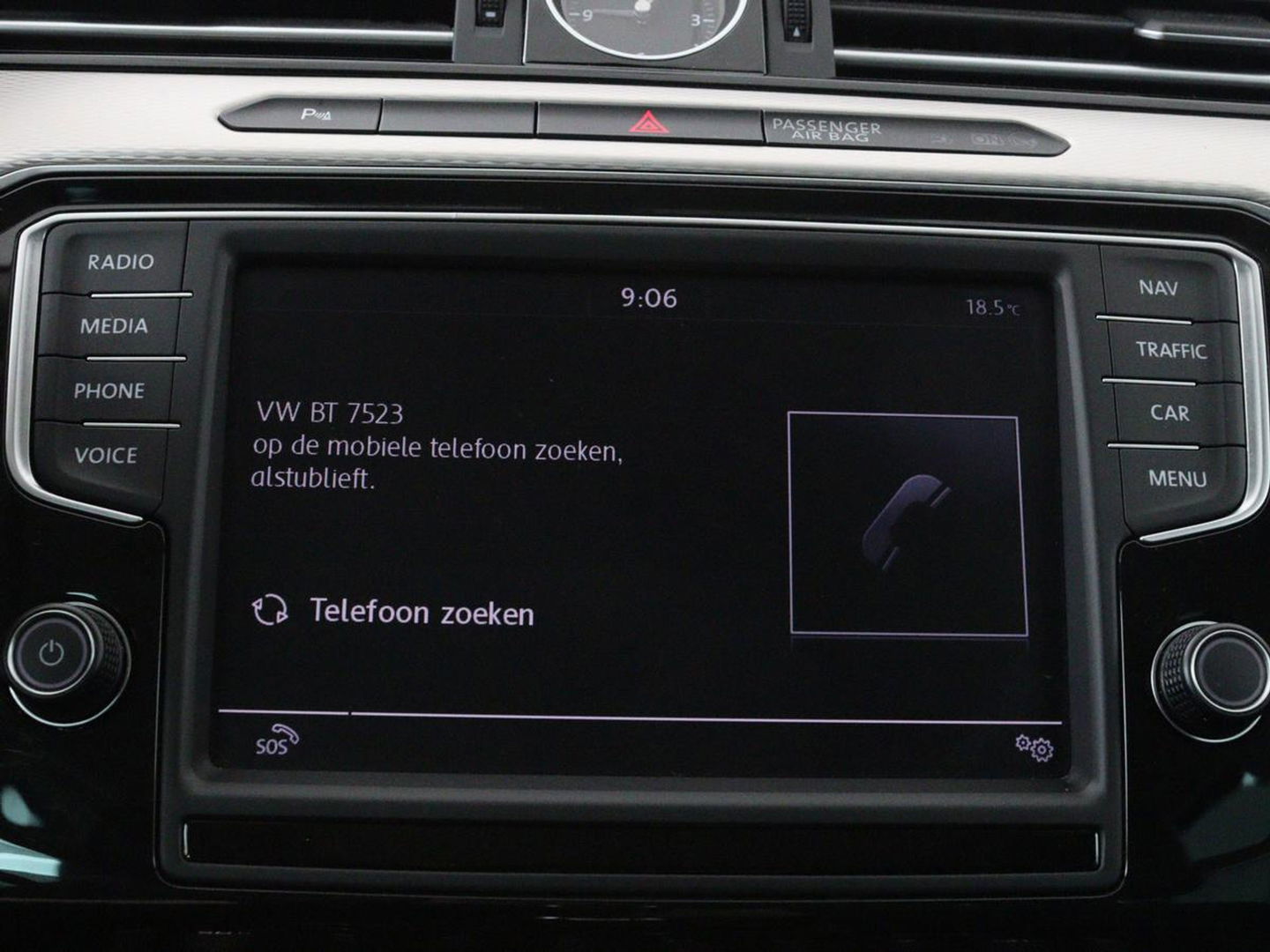 Volkswagen Passat 1.4 TSI GTE | Panoramadak | Stoelverwarming | Trekhaak | Adaptive cruise | Camera | Carplay | Leder/Alcantara | Full LED | Virtual Cockpit