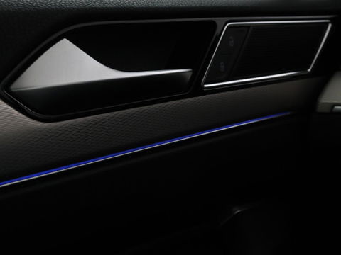Volkswagen Passat 1.4 TSI GTE | Panoramadak | Stoelverwarming | Trekhaak | Adaptive cruise | Camera | Carplay | Leder/Alcantara | Full LED | Virtual Cockpit