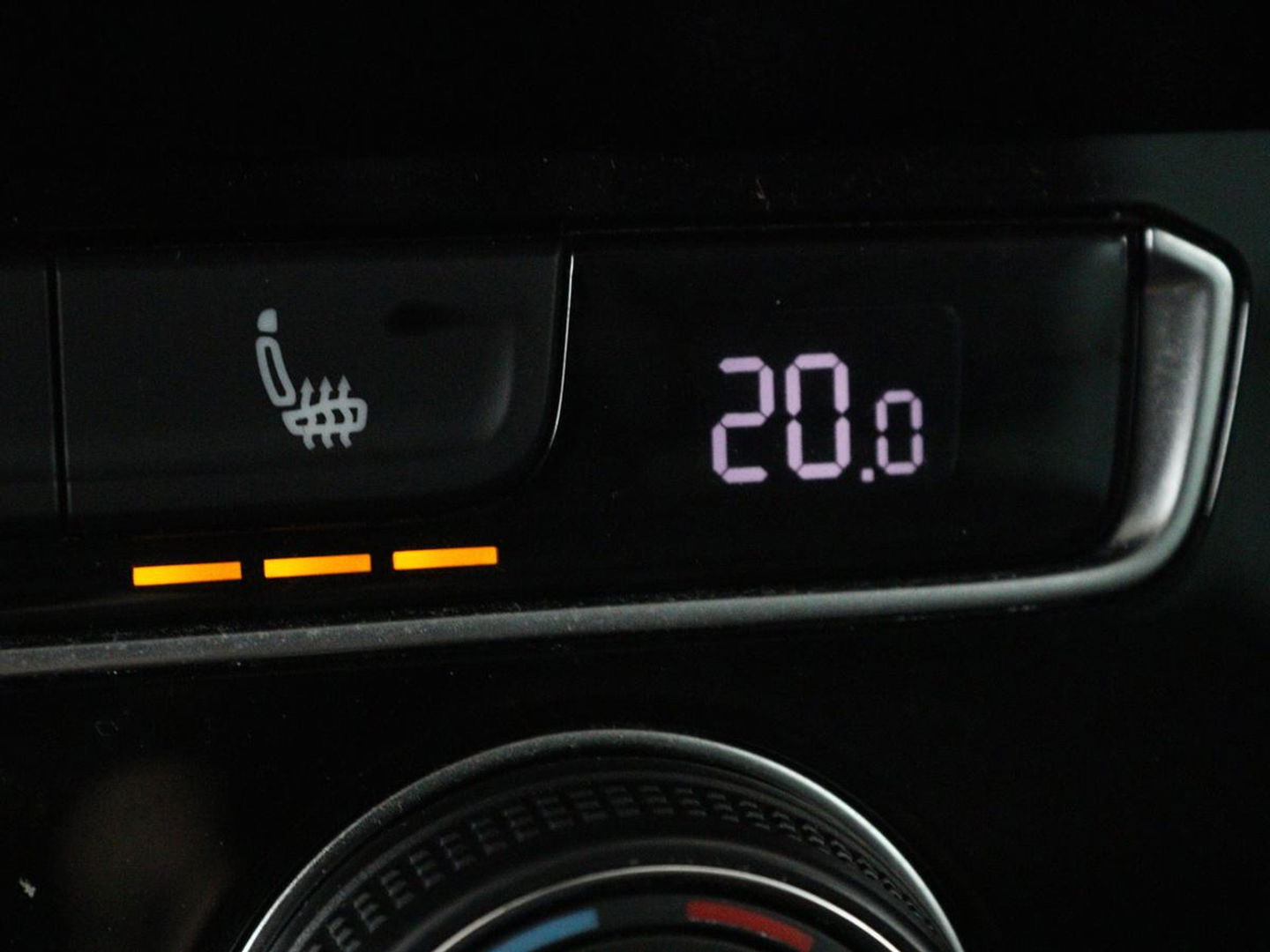 Volkswagen Passat 1.4 TSI GTE | Panoramadak | Stoelverwarming | Trekhaak | Adaptive cruise | Camera | Carplay | Leder/Alcantara | Full LED | Virtual Cockpit